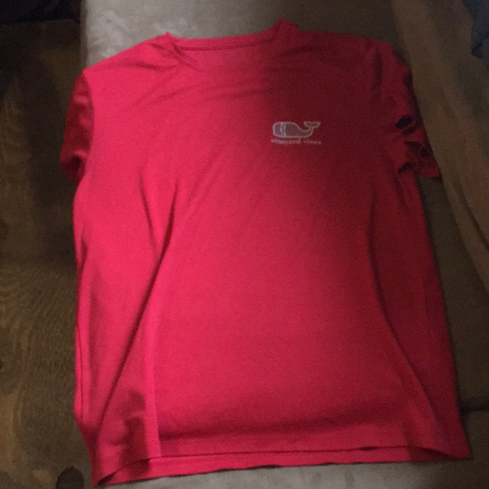 Men’s dri fit vineyard vines t-shirt